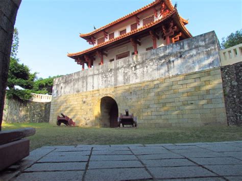 台南古城門